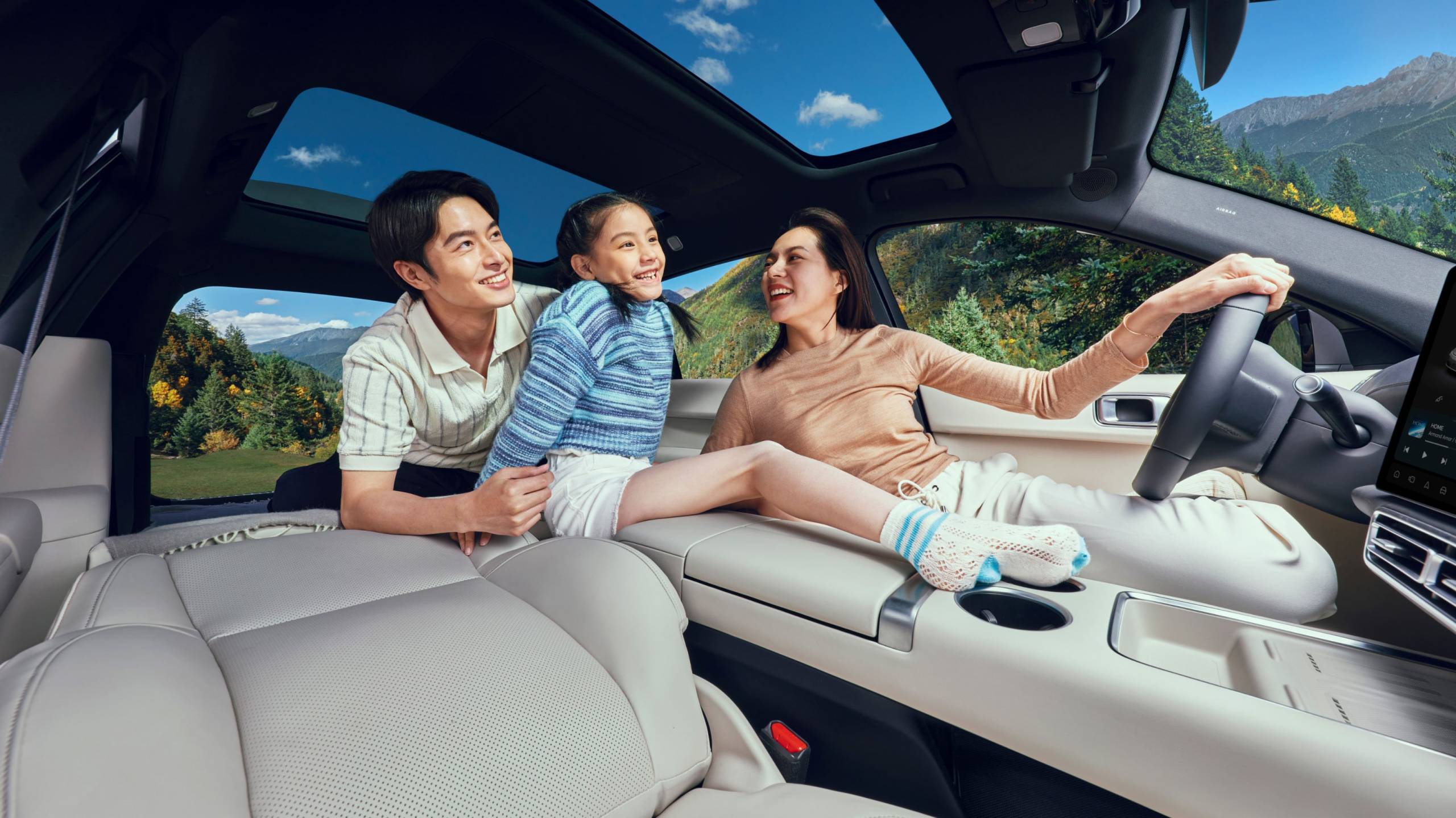 Comfort & Protection, A Home on Wheels
